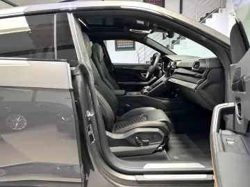 URUS 4.0 V8 CARBON ADAS MASSAGE PANO 23