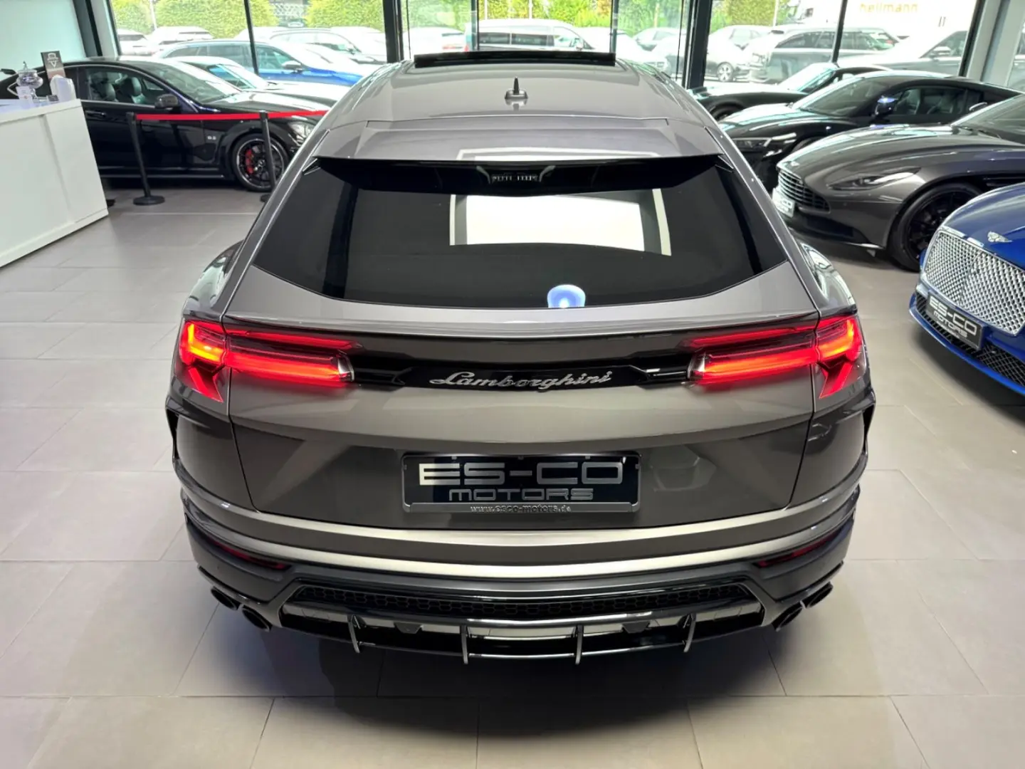 URUS 4.0 V8 CARBON ADAS MASSAGE PANO 23
