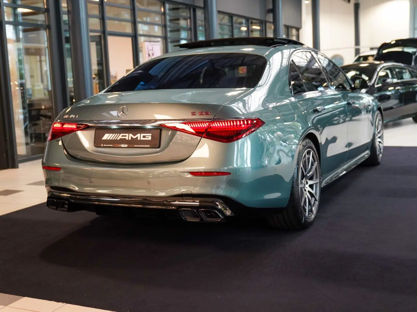 S 63 AMG E Performance Exklusiv MANUFAKTUR Pano
