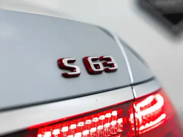 LONG   S63 AMG  E-PERF. KERAMIK  HUD