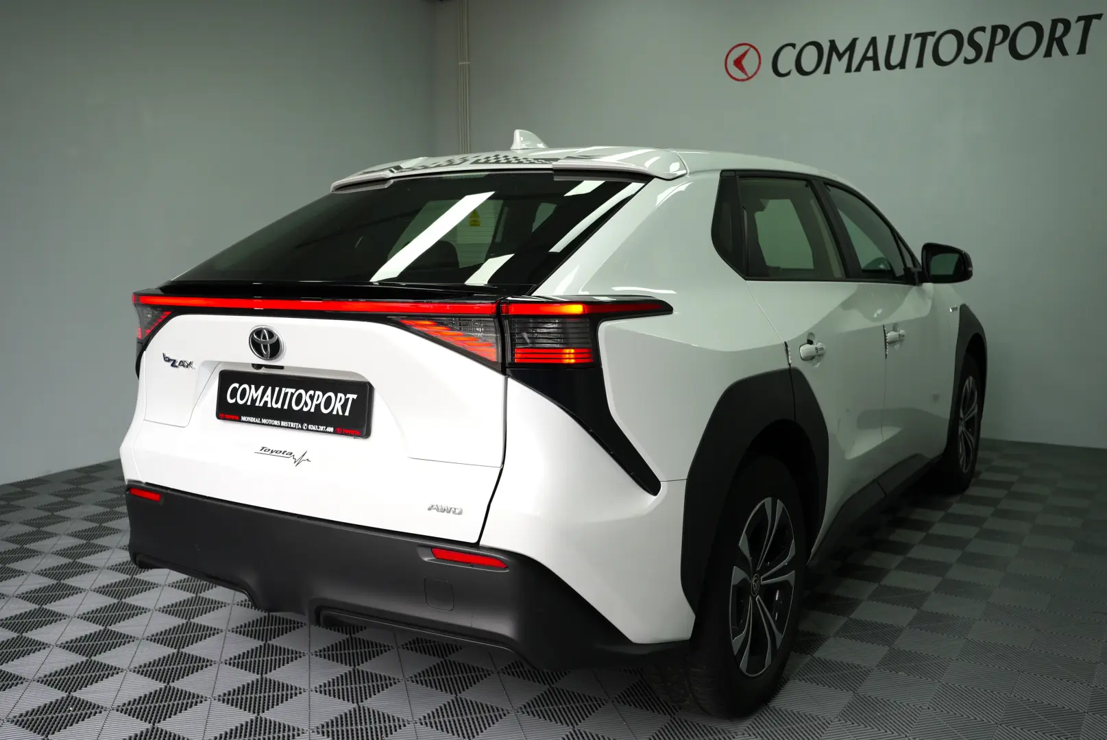 TOYOTA BZ4X DYNAMIC 4X4