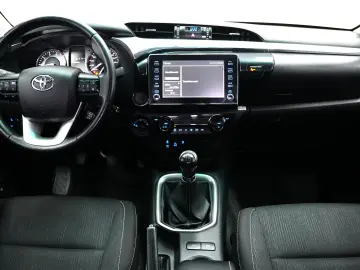 TOYOTA HILUX DC 2.4D MT EXECUTIVE