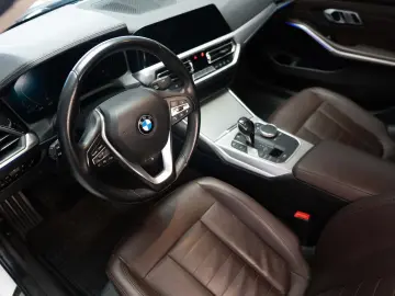 BMW 320xd Luxury Line