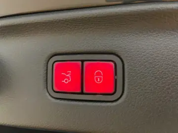 S 580e lang long AMG-Line Sound Pano Chauffeur