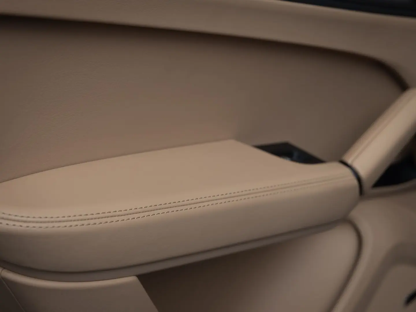 Cayenne E-Hybrid SportDesign ACC LUFT