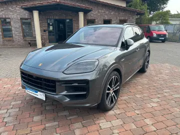 Cayenne S E-Hybrid Hinterachs Lenk Beif Display