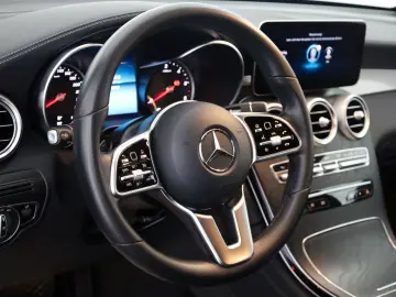 GLC 200d Coupe Leder Navi LED SH Kamera Park Pak