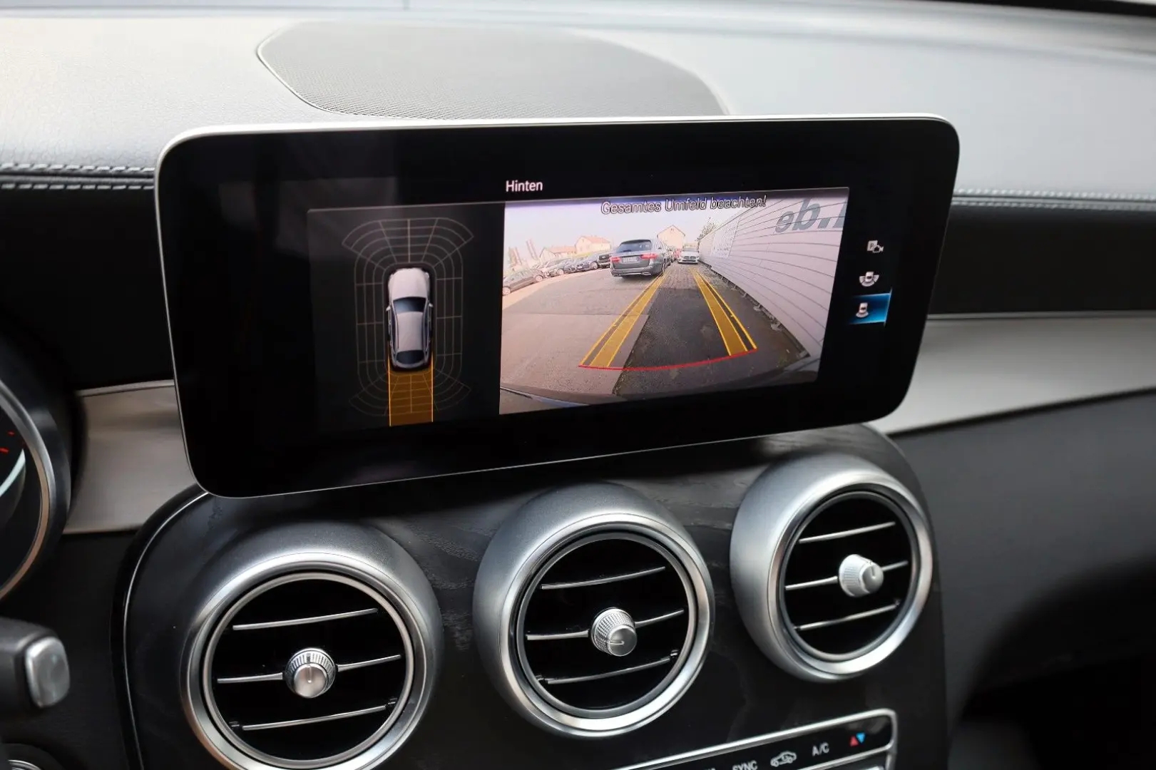 GLC 200d Coupe Leder Navi LED SH Kamera Park Pak