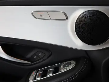 GLC 200d Coupe Leder Navi LED SH Kamera Park Pak