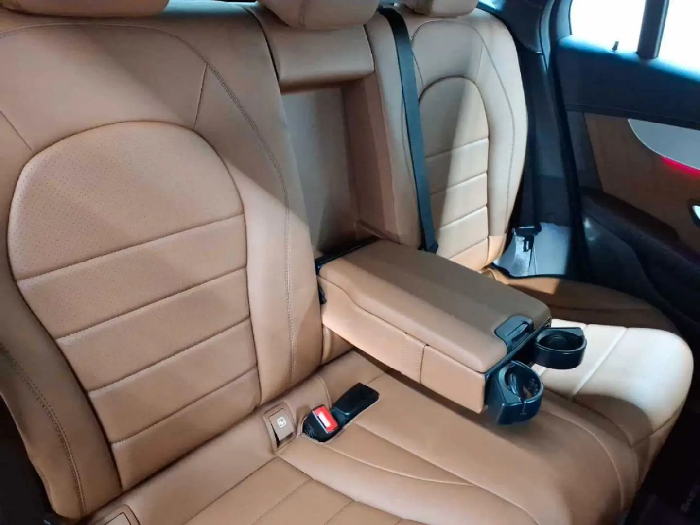 GLC-Coupe 220d-AMG BusiP KomfP HuD