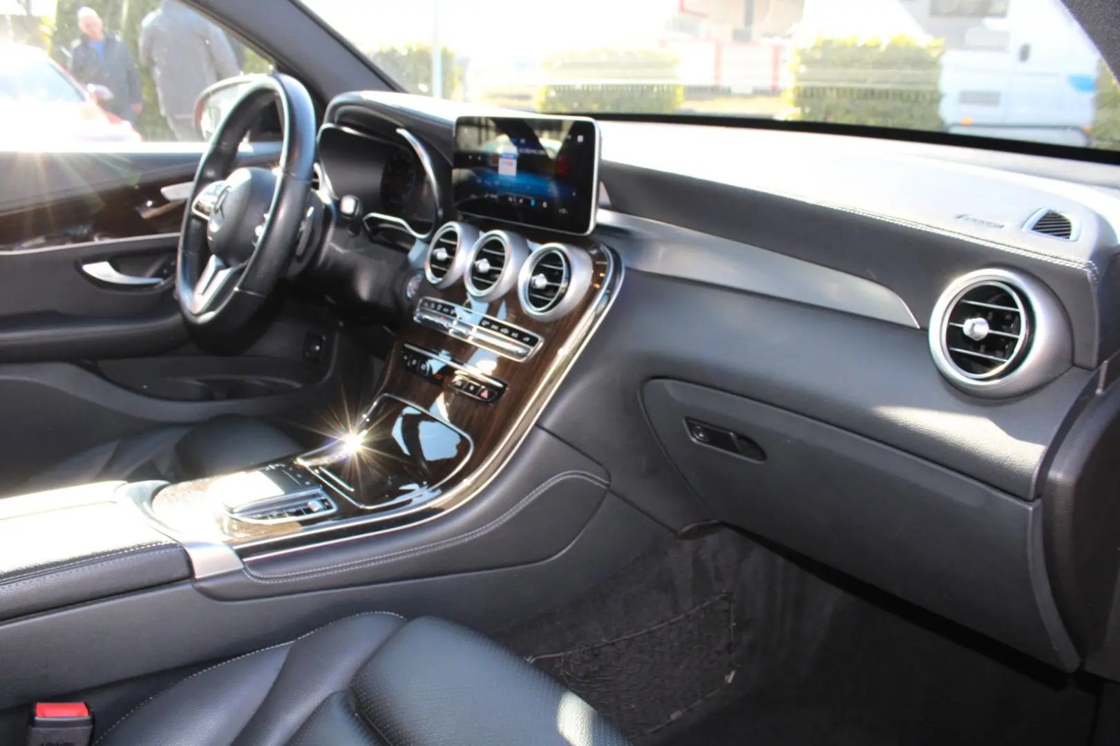 GLC 300 d 4M Coupe AMG Line Night Wide LED 360