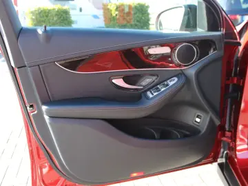 GLC 300 d 4M Coupe AMG Line Night Wide LED 360