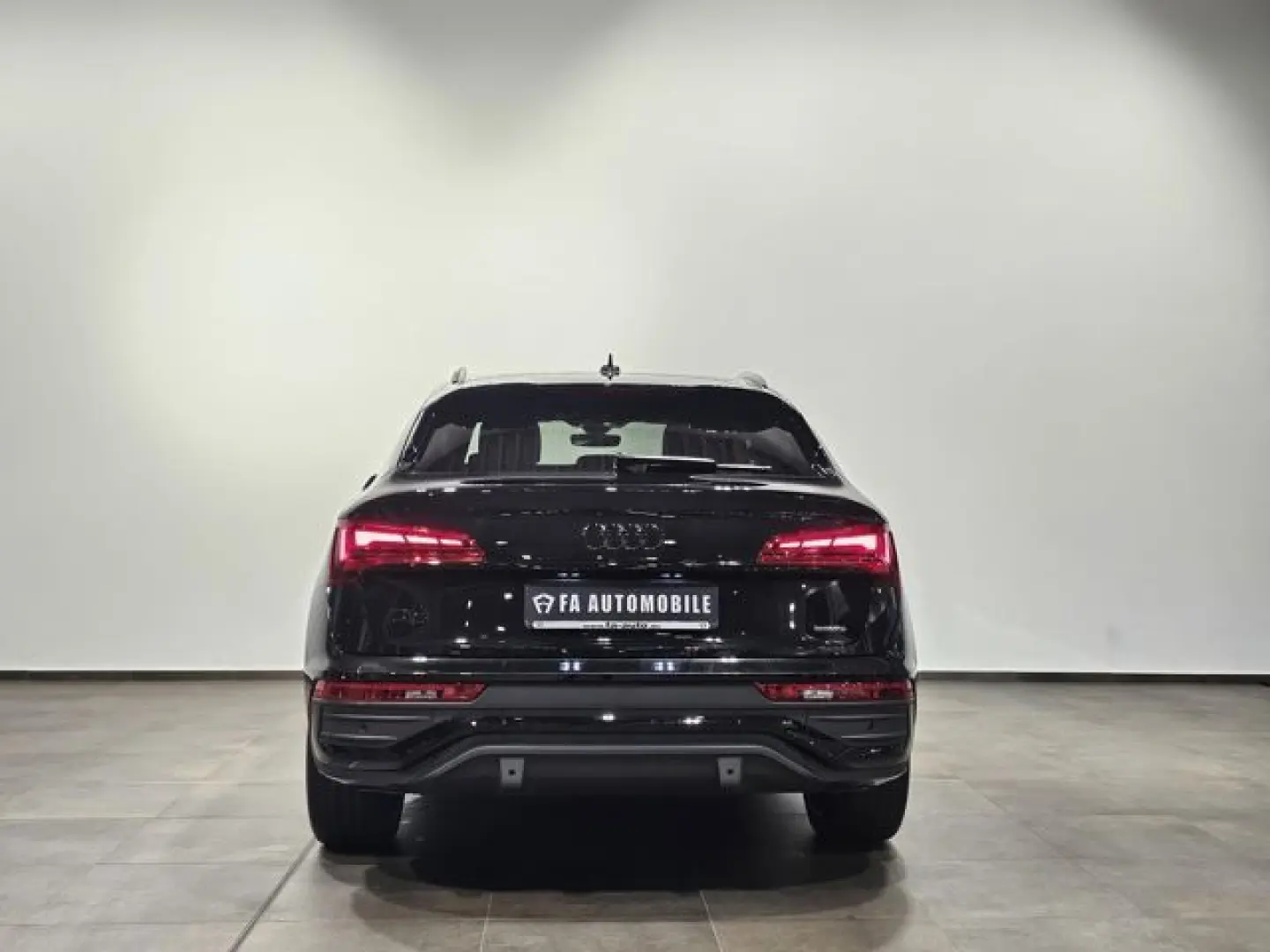 Q5 Sportback 40 TFSI Quattro S Line   Matrix