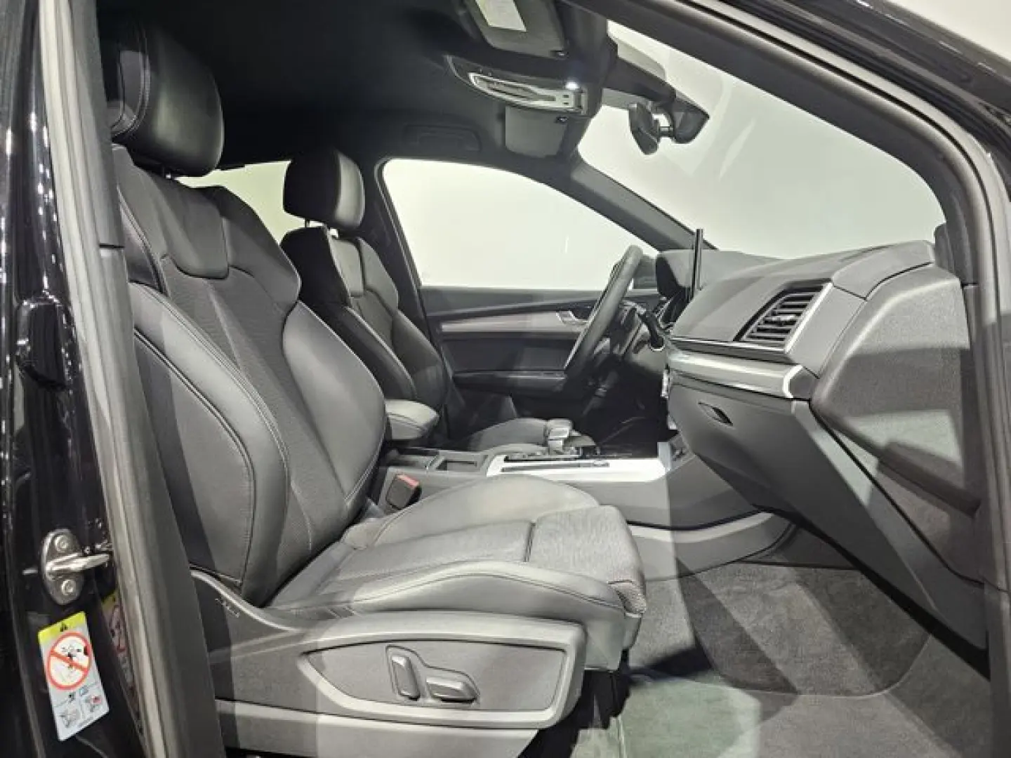 Q5 Sportback 40 TFSI Quattro S Line   Matrix