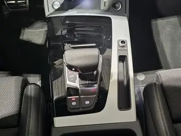 Q5 Sportback 40 TFSI Quattro S Line   Matrix