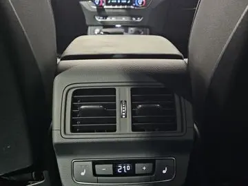 Q5 Sportback 40 TFSI Quattro S Line   Matrix