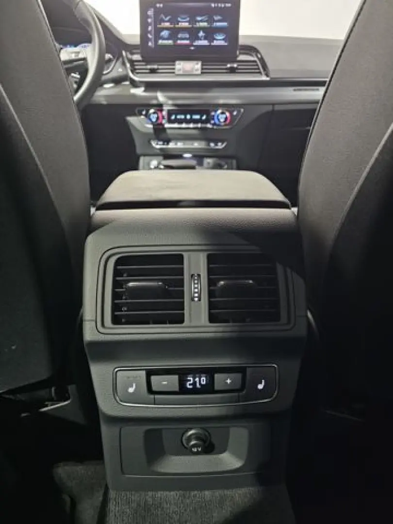 Q5 Sportback 40 TFSI Quattro S Line   Matrix