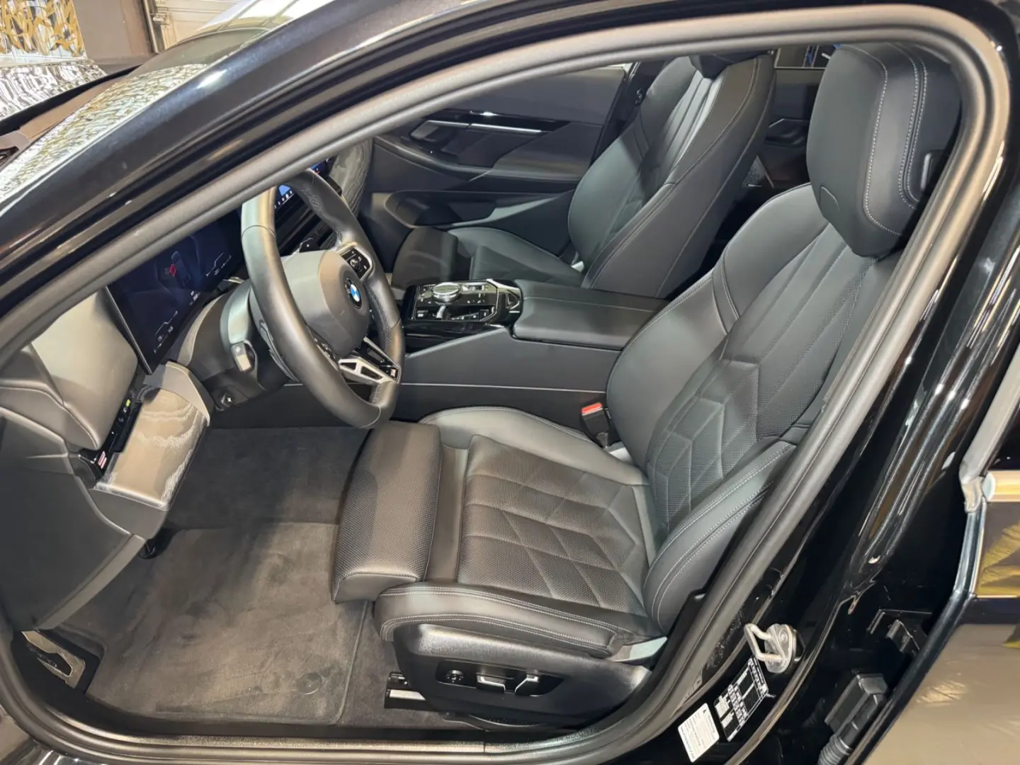 520i M Sport~PANO~LED~KAMERA 360 ~HEAD-UP