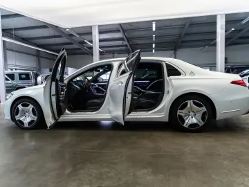Maybach S580 4M