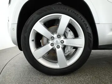 Defender 130 D300 AWD First Edition