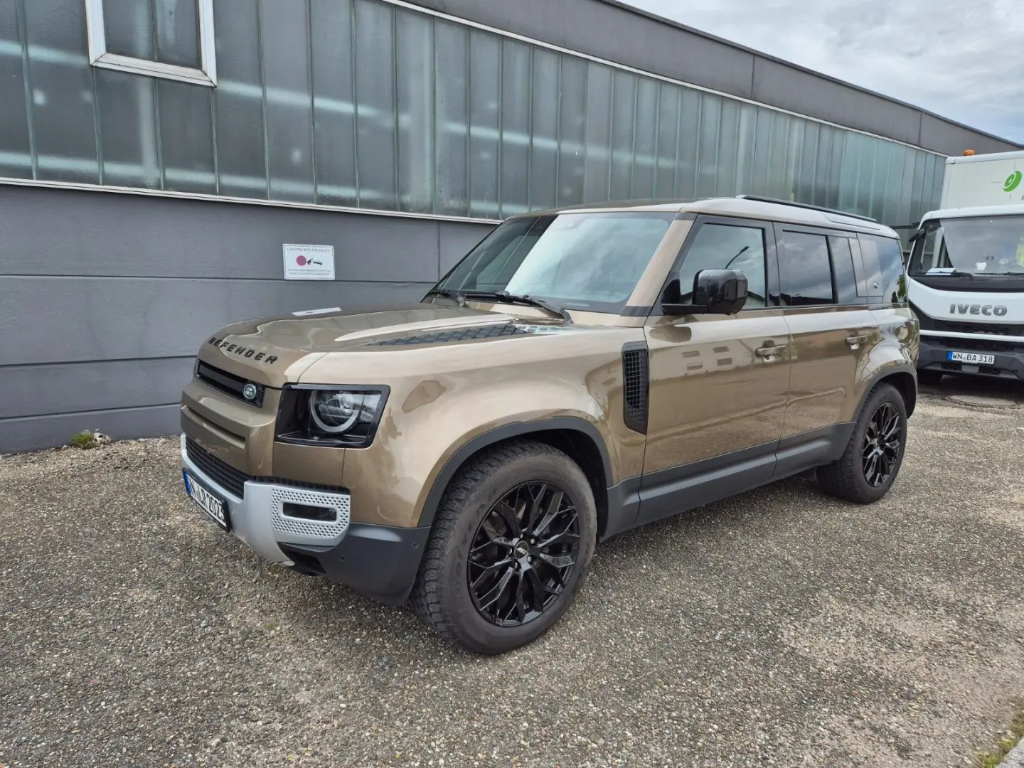 Defender D250 SE 110 Pano 360  Standhzg 20  AHK