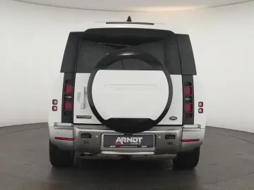 Defender 130 D300 AWD First Edition