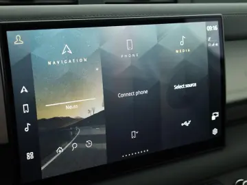 Defender 130 D300 AWD First Edition