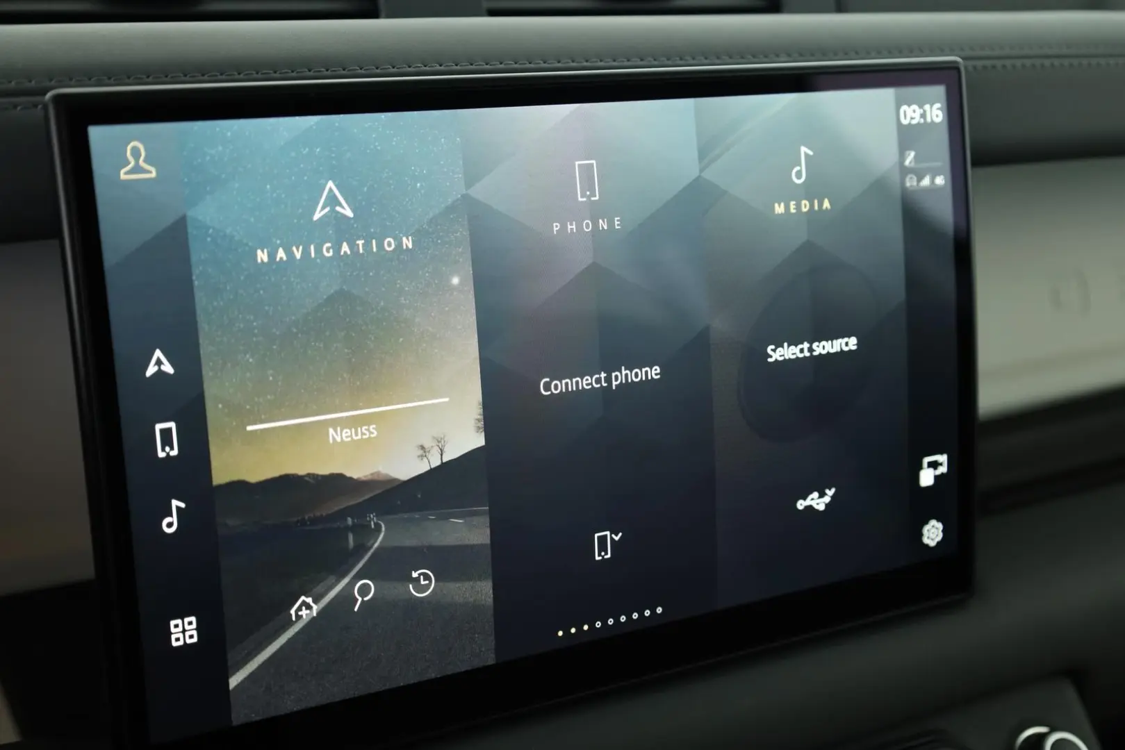 Defender 130 D300 AWD First Edition