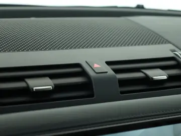 Defender 130 D300 AWD First Edition