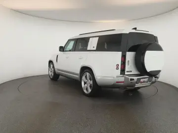 Defender 130 D300 AWD First Edition