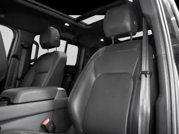 Defender 130 D300 SE