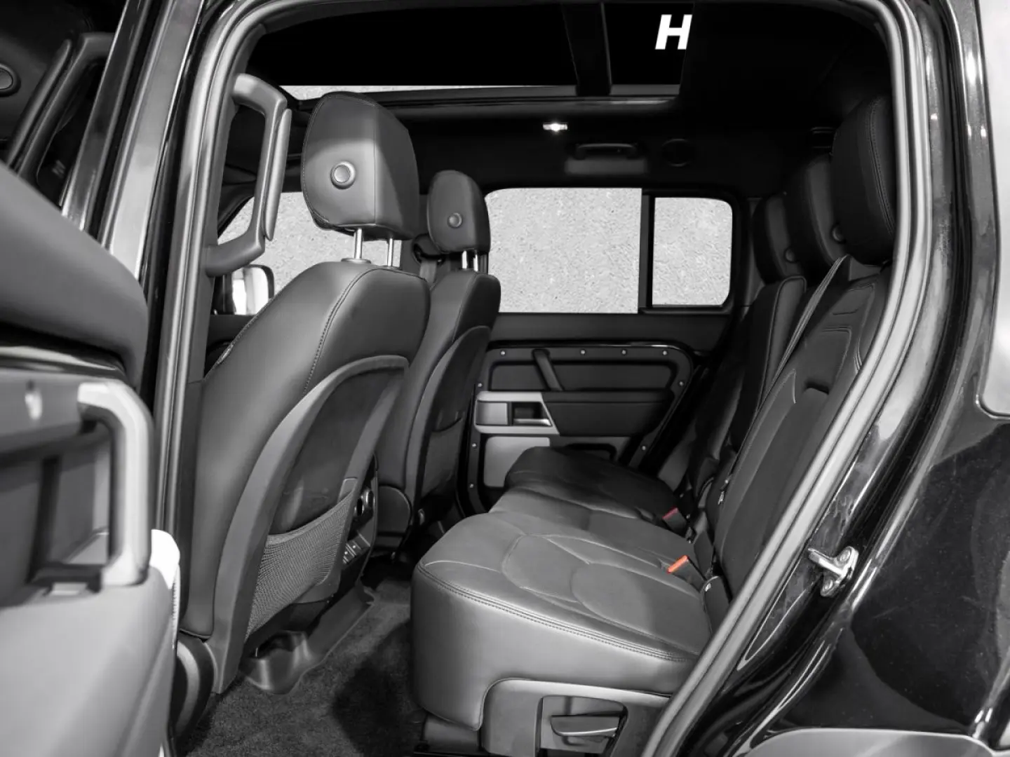 Defender 130 D300 SE