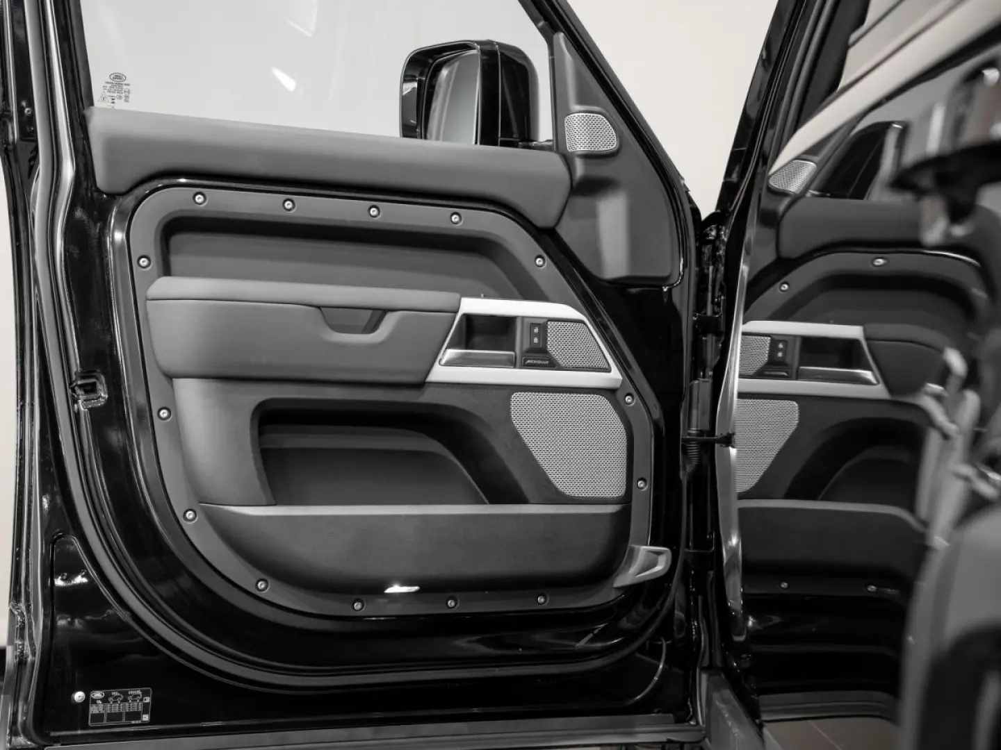 Defender 130 D300 SE