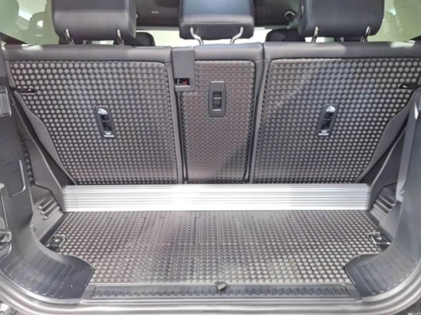 Defender AWD D200 90 SE