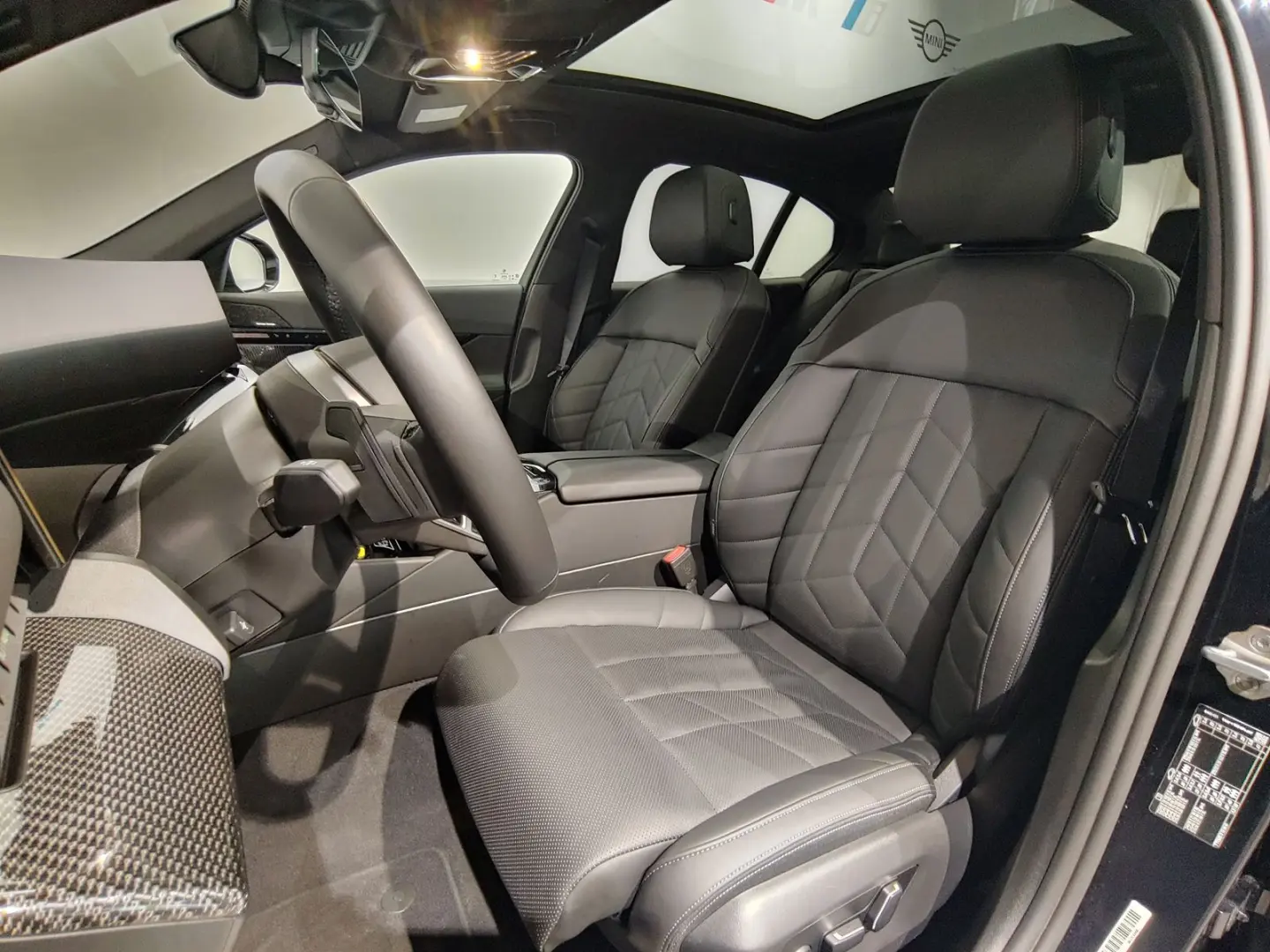 520i M-Sport Pano AHK Head-up LED