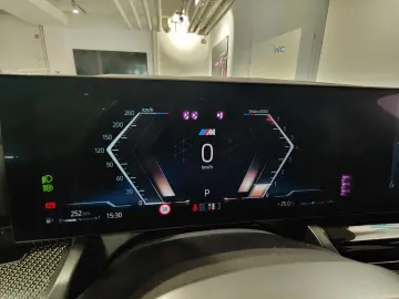 520i M-Sport Pano AHK Head-up LED