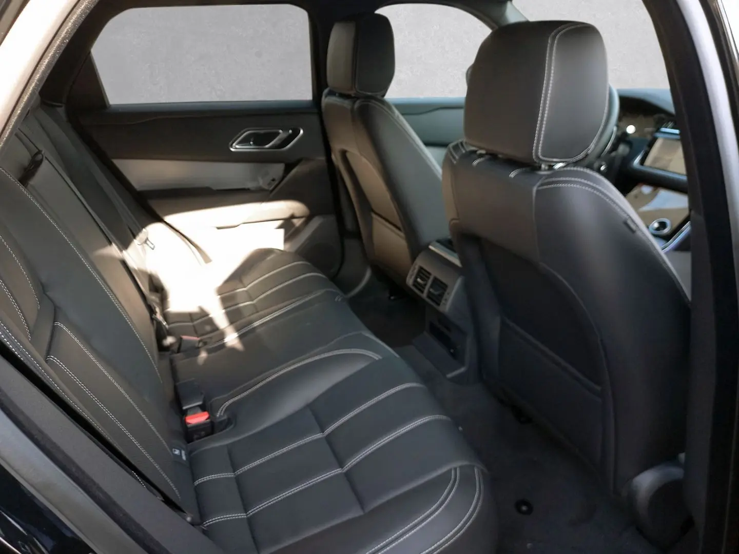 Range Rover Velar D300 R-Dynamic