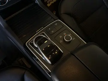 MERCEDES-BENZ GLE 250D 4 MATIC