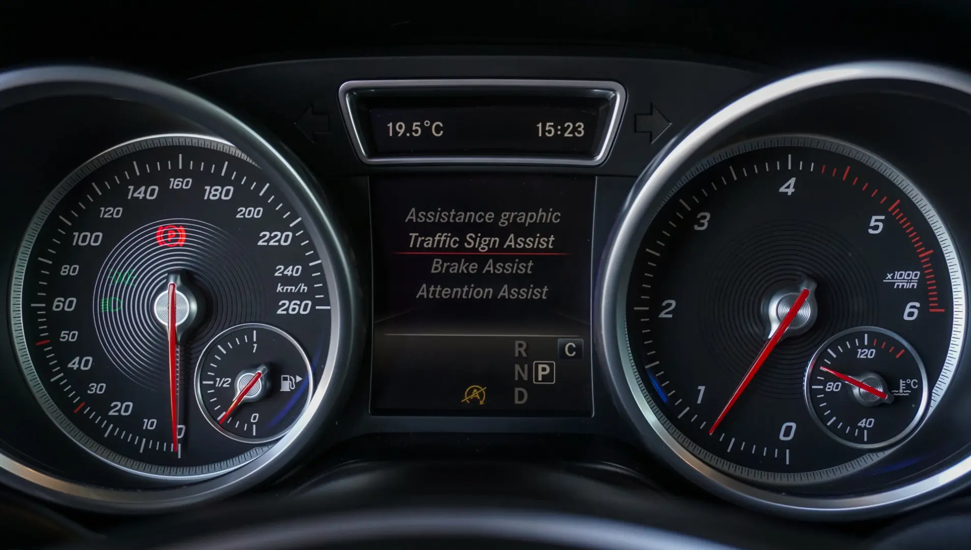 MERCEDES-BENZ GLE 250D 4 MATIC