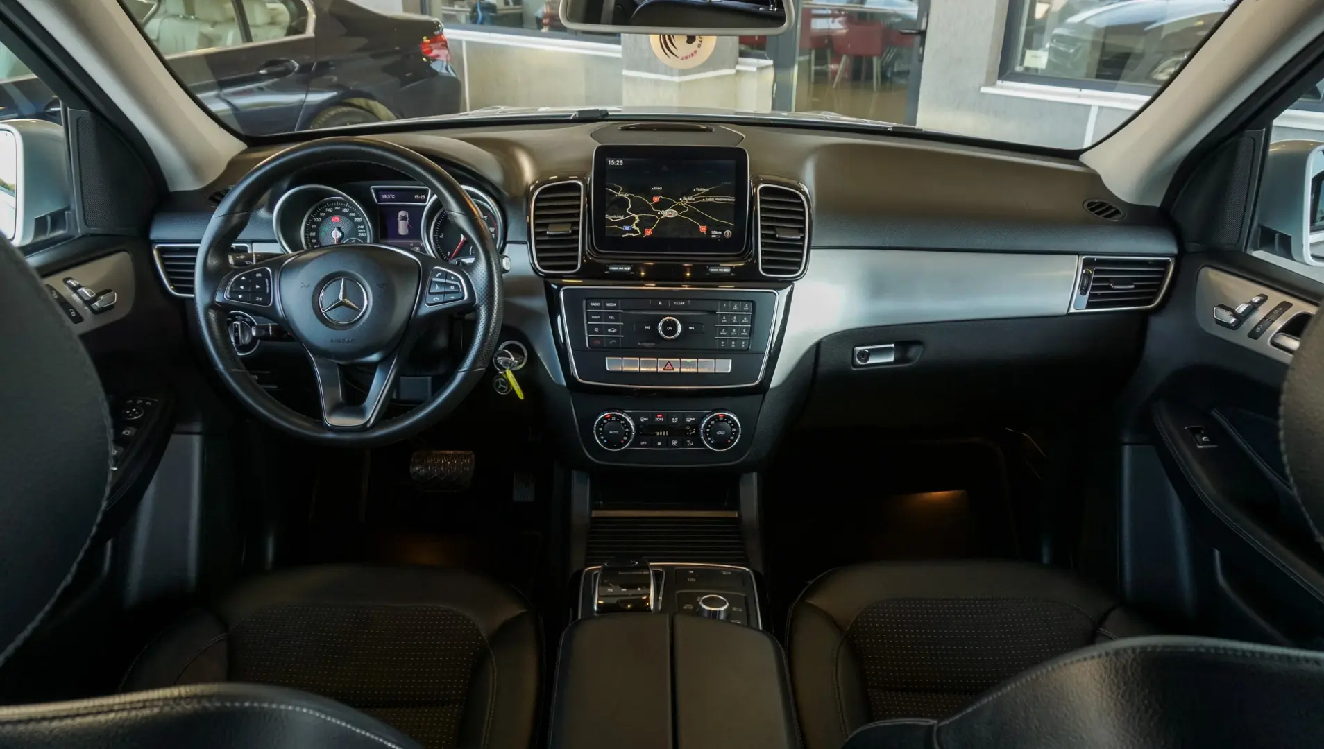 MERCEDES-BENZ GLE 250D 4 MATIC