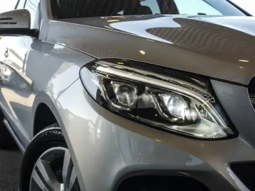 MERCEDES-BENZ GLE 250D 4 MATIC