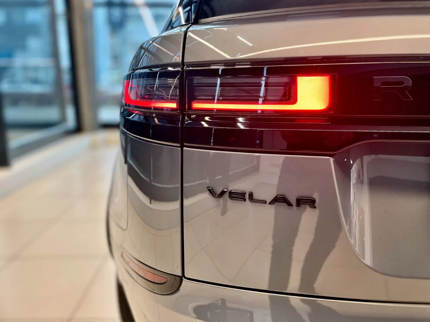 Velar D300 DYNAMIC SE