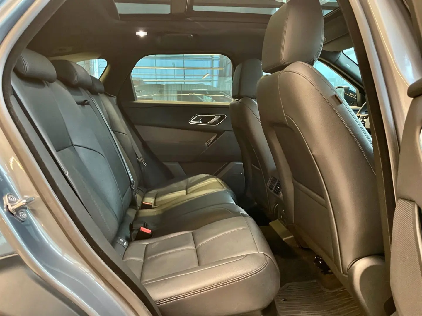 Velar D300 DYNAMIC SE