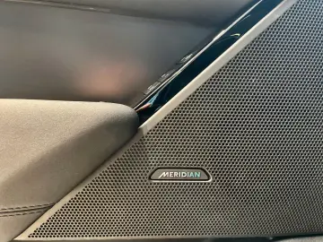 Velar D300 DYNAMIC SE