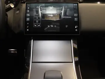 Range Rover Velar P400e Hybrid