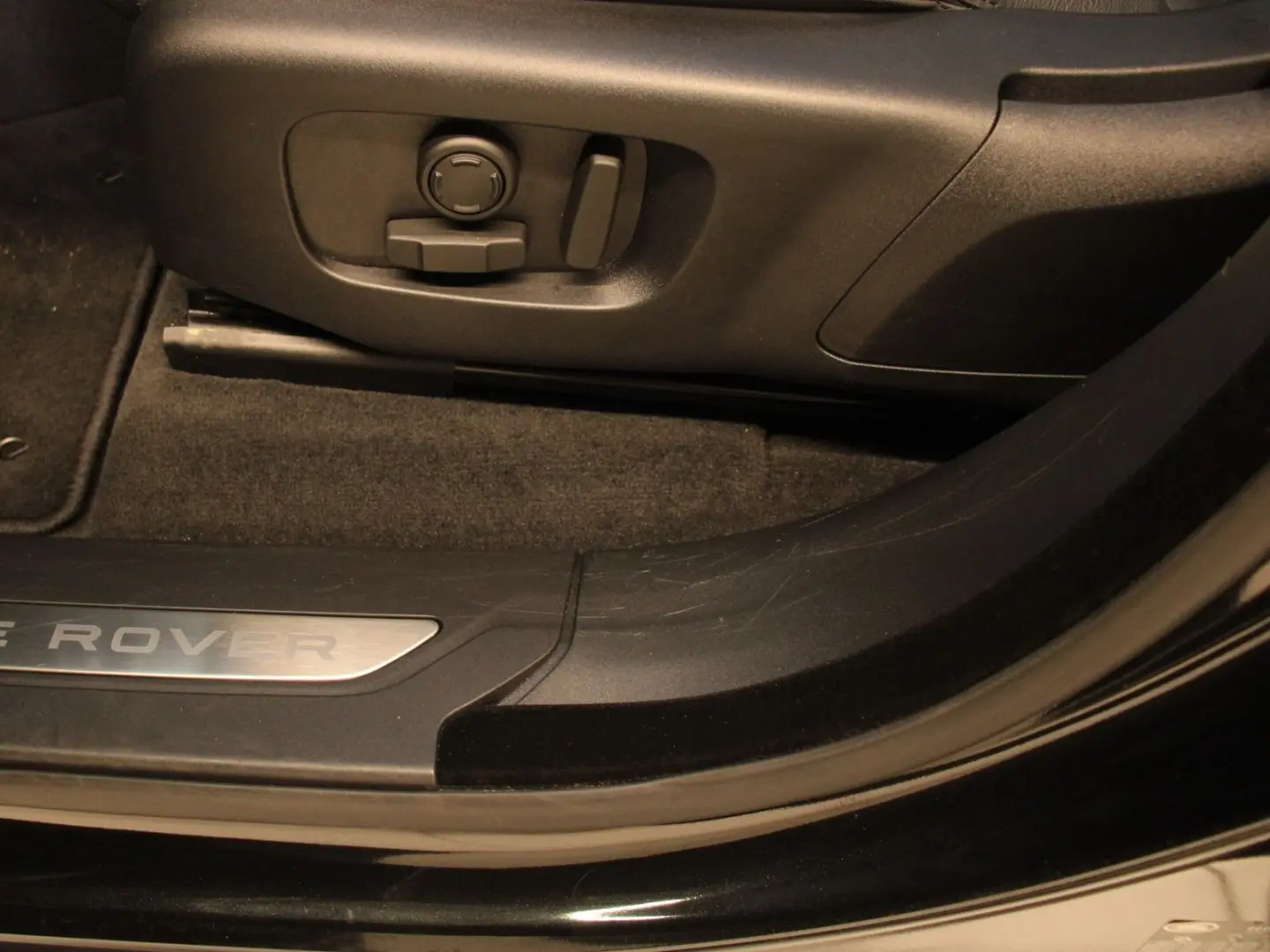 Range Rover Velar P400e Hybrid