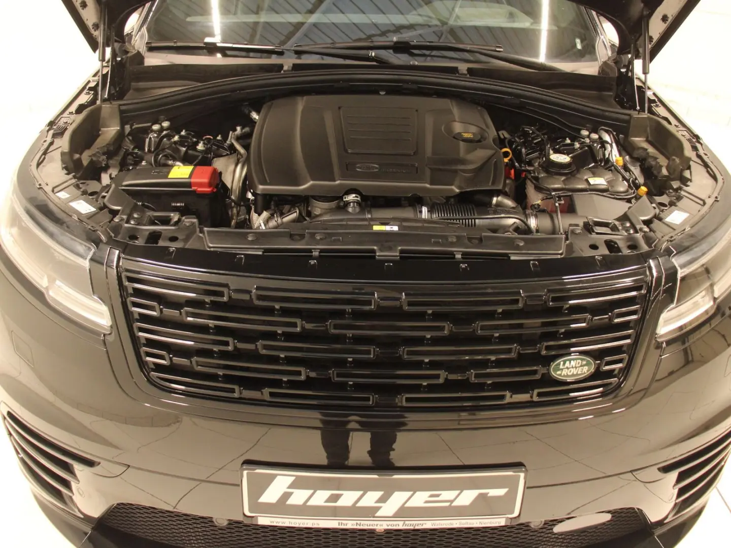 Range Rover Velar P400e Hybrid