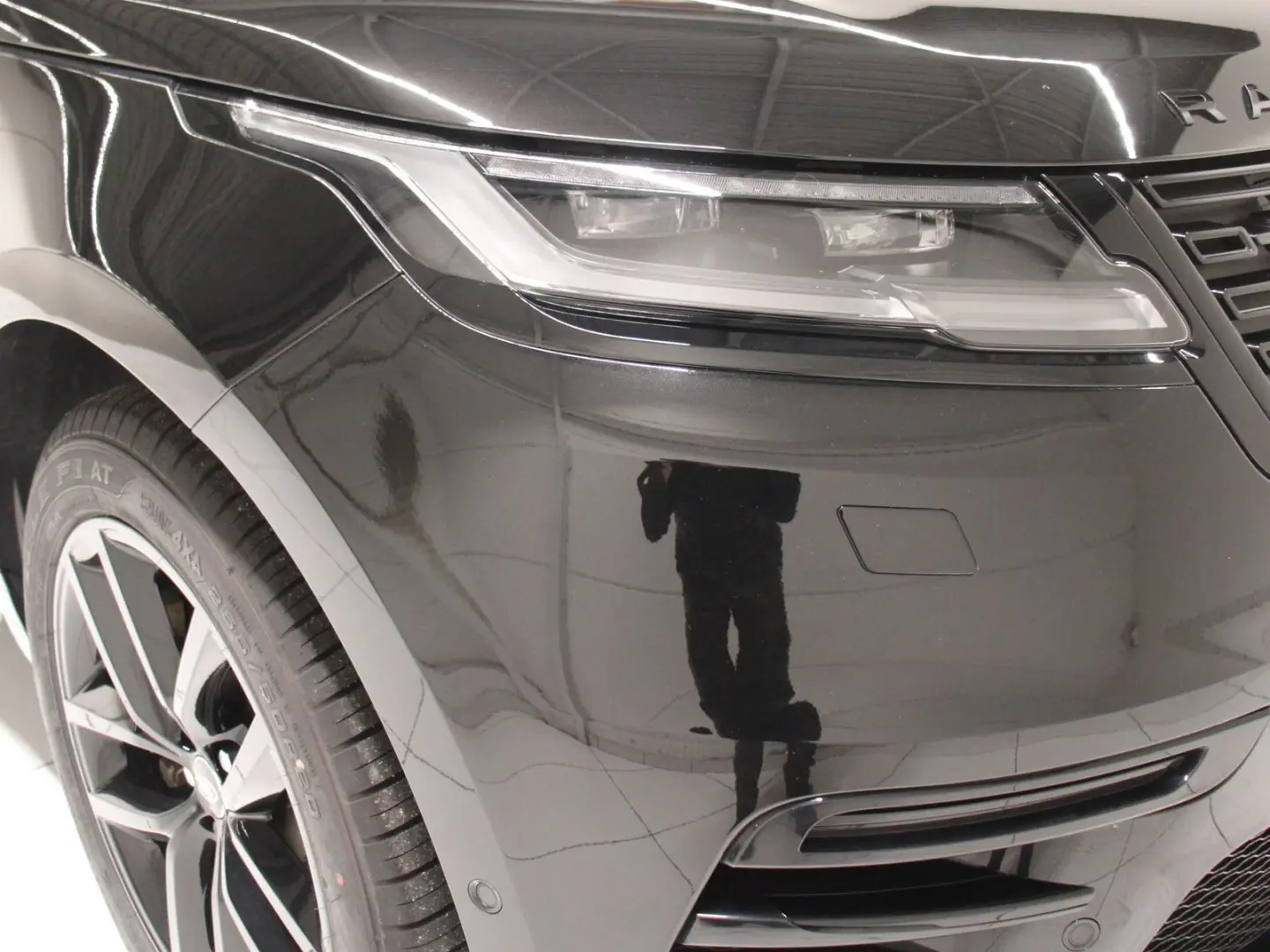 Range Rover Velar P400e Hybrid