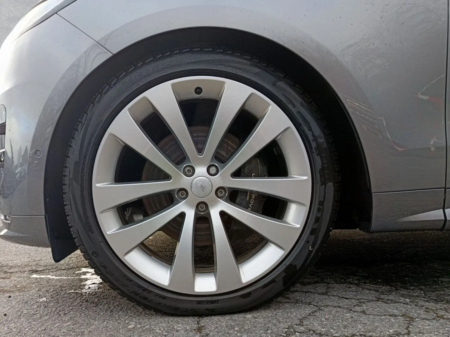 Range Rover Sport P400