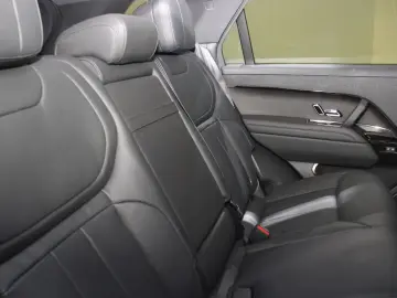 Range Rover Sport D300 Dynamic SE